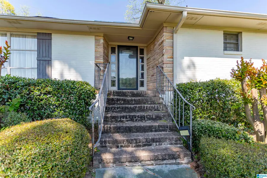 2100 MOUNTAIN VIEW DRIVE, Vestavia Hills, AL 35216 - #2