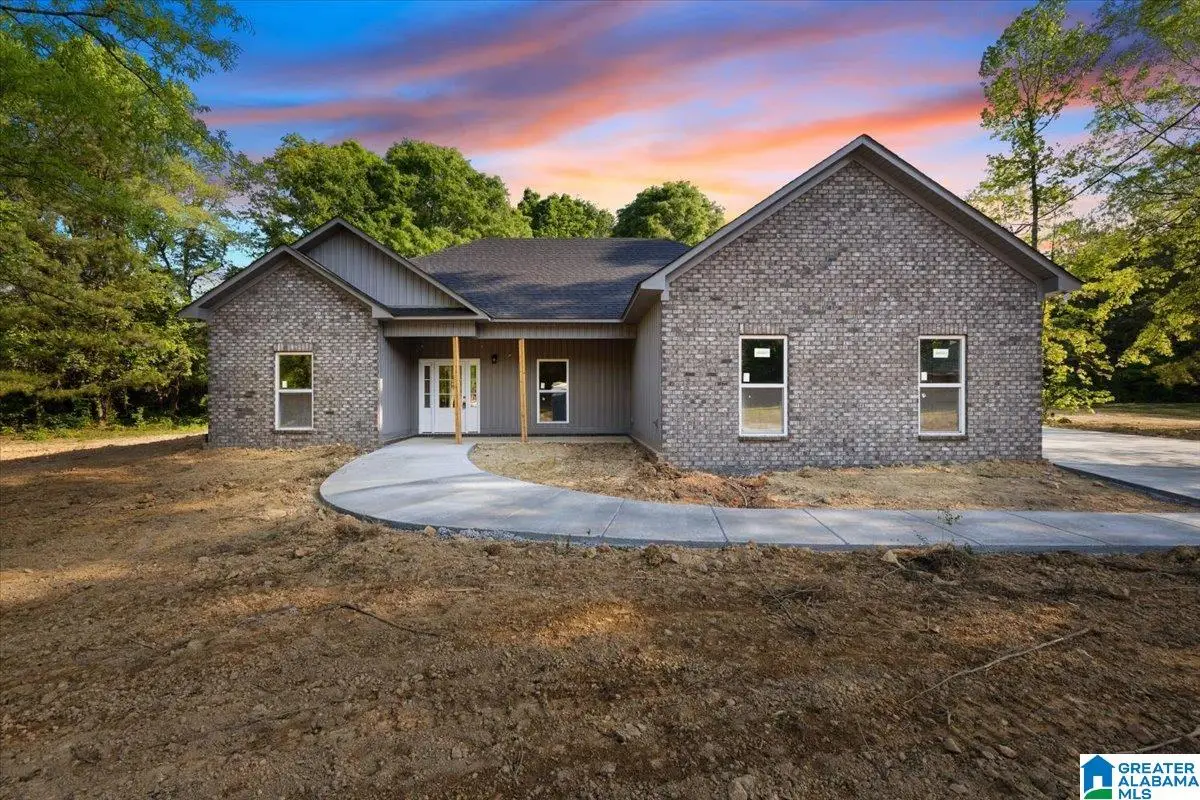 62 RIVERSIDE DRIVE, Cleveland, AL 35049 - #1