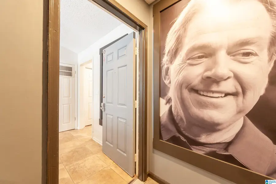 805 11TH AVENUE, Tuscaloosa, AL 35401 - #3