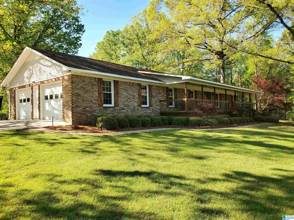 4886 WAR EAGLE DRIVE, Bessemer, AL 35022