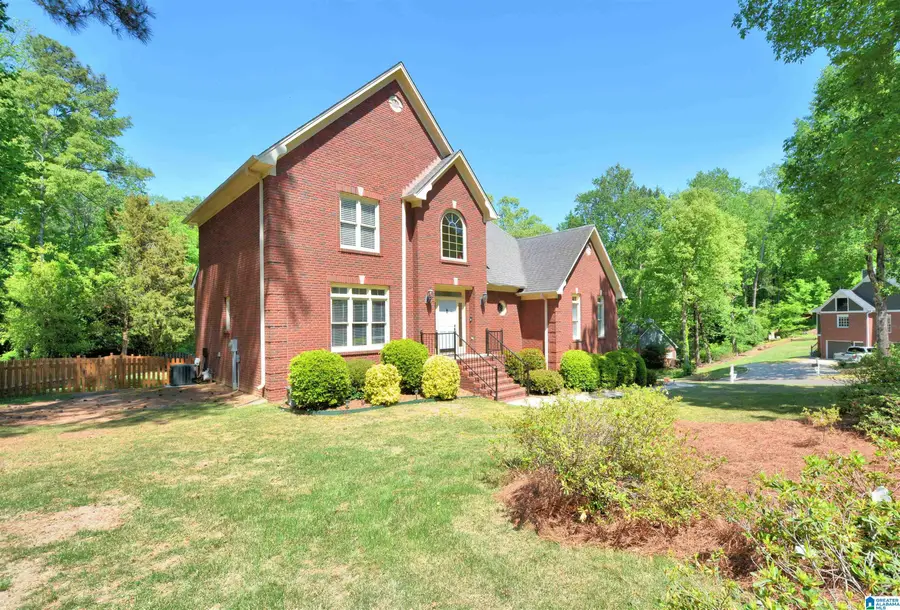 1800 SOUTHPOINTE CIRCLE, Hoover, AL 35244 - #2