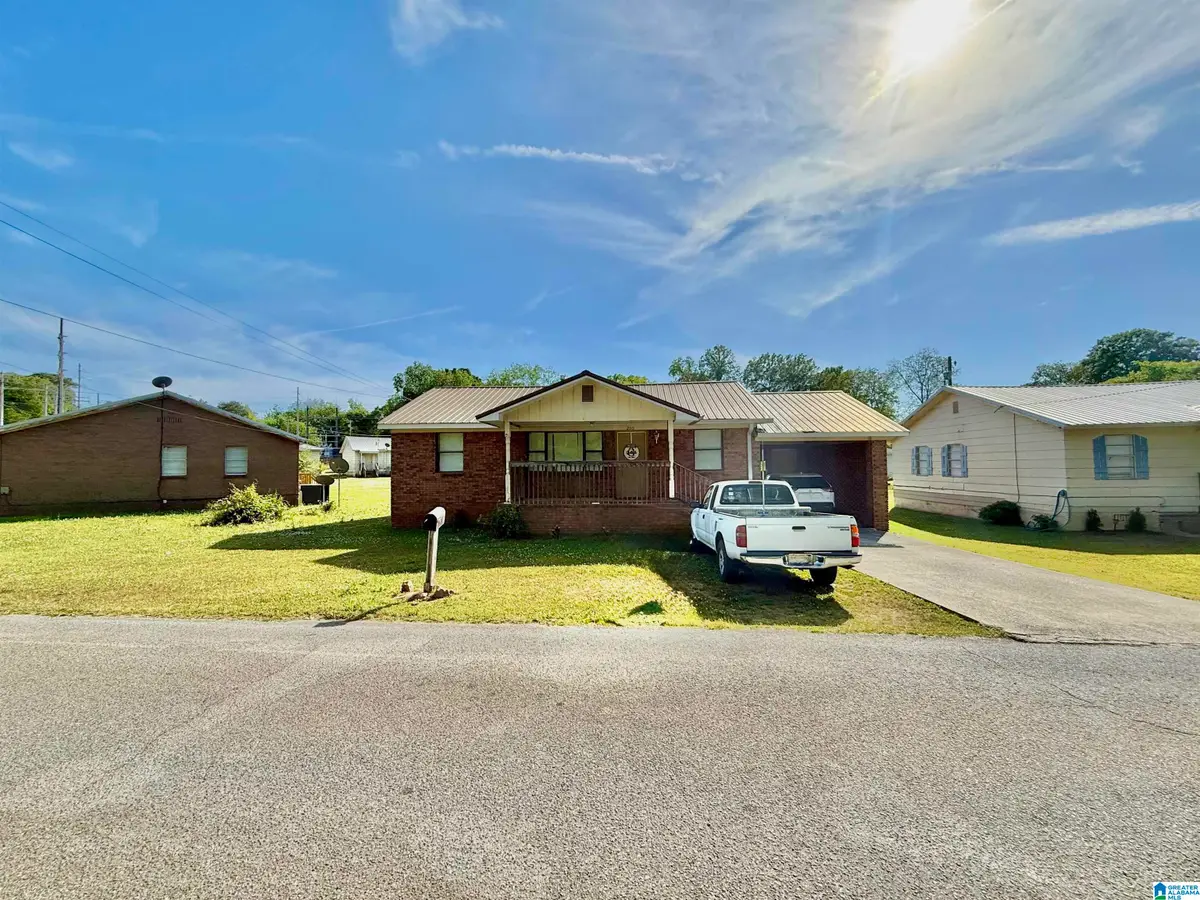 205 NOBLE AVENUE, Sylacauga, AL 35150 - #1