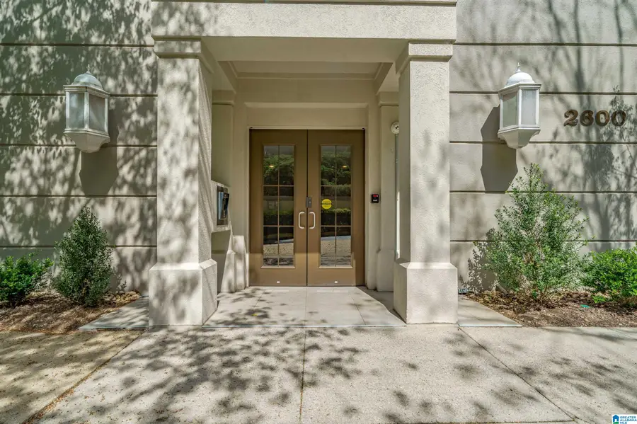 2600 S ARLINGTON AVENUE, Birmingham, AL 35205 - #2