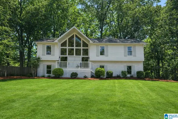 221 RUSSET WOODS DRIVE, Hoover, AL 35244