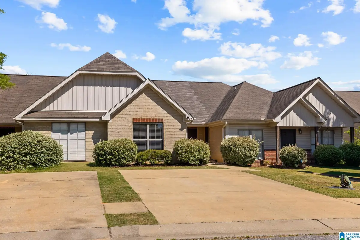 528 CASTLEBURY LANE, Calera, AL 35040 - #1