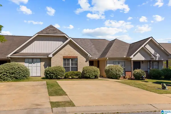 528 CASTLEBURY LANE, Calera, AL 35040