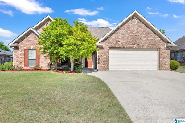 221 QUEENS GATE, Maylene, AL 35114