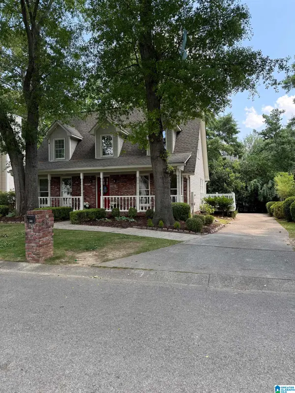 516 OXFORD CIRCLE, Homewood, AL 35209