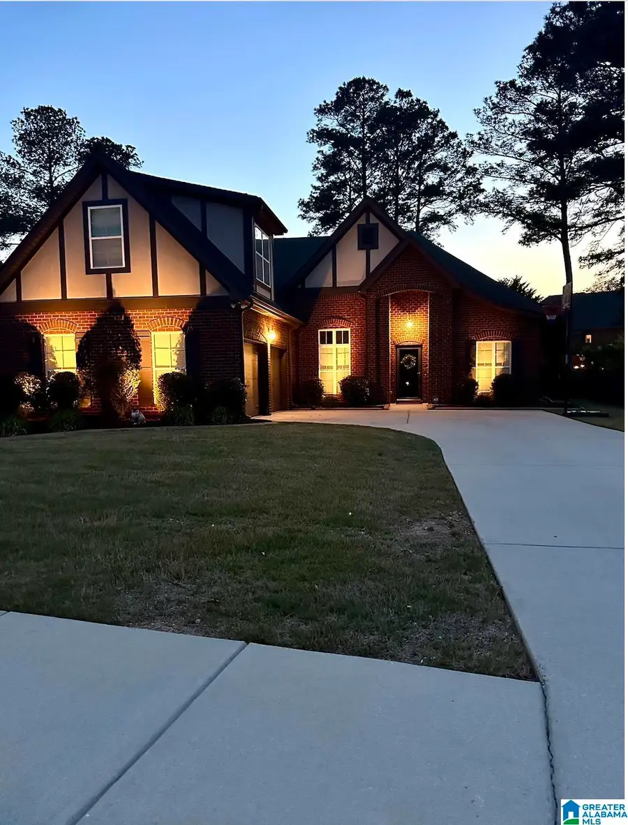 136 SEAMS WAY, Alabaster, AL 35007 - #2