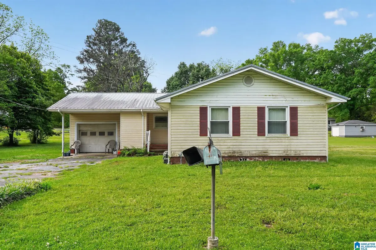 1600 ROBERTS DRIVE, Bessemer, AL 35023 - #1