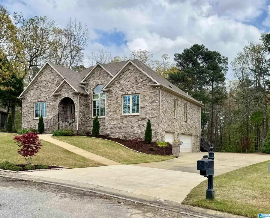 809 TIMBERLINE LANE, Calera, AL 35040 - #2