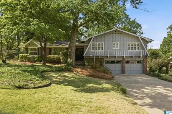 1389 WINOLA LANE, Birmingham, AL 35235