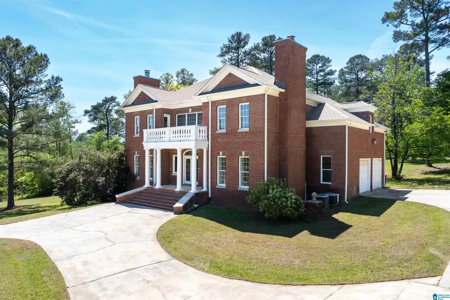 409 PINEVIEW DRIVE, West Blocton, AL 35184 - #2