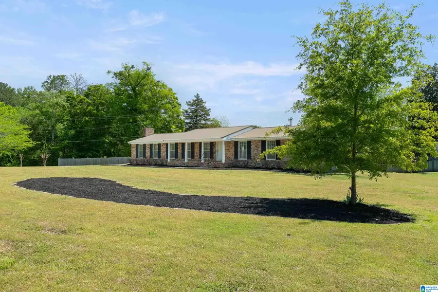 900 NE LARKWOOD DRIVE, Cullman, AL 35055 - #3