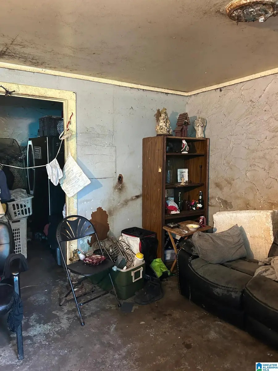 400 E 6TH STREET, Sylacauga, AL 35150 - #2