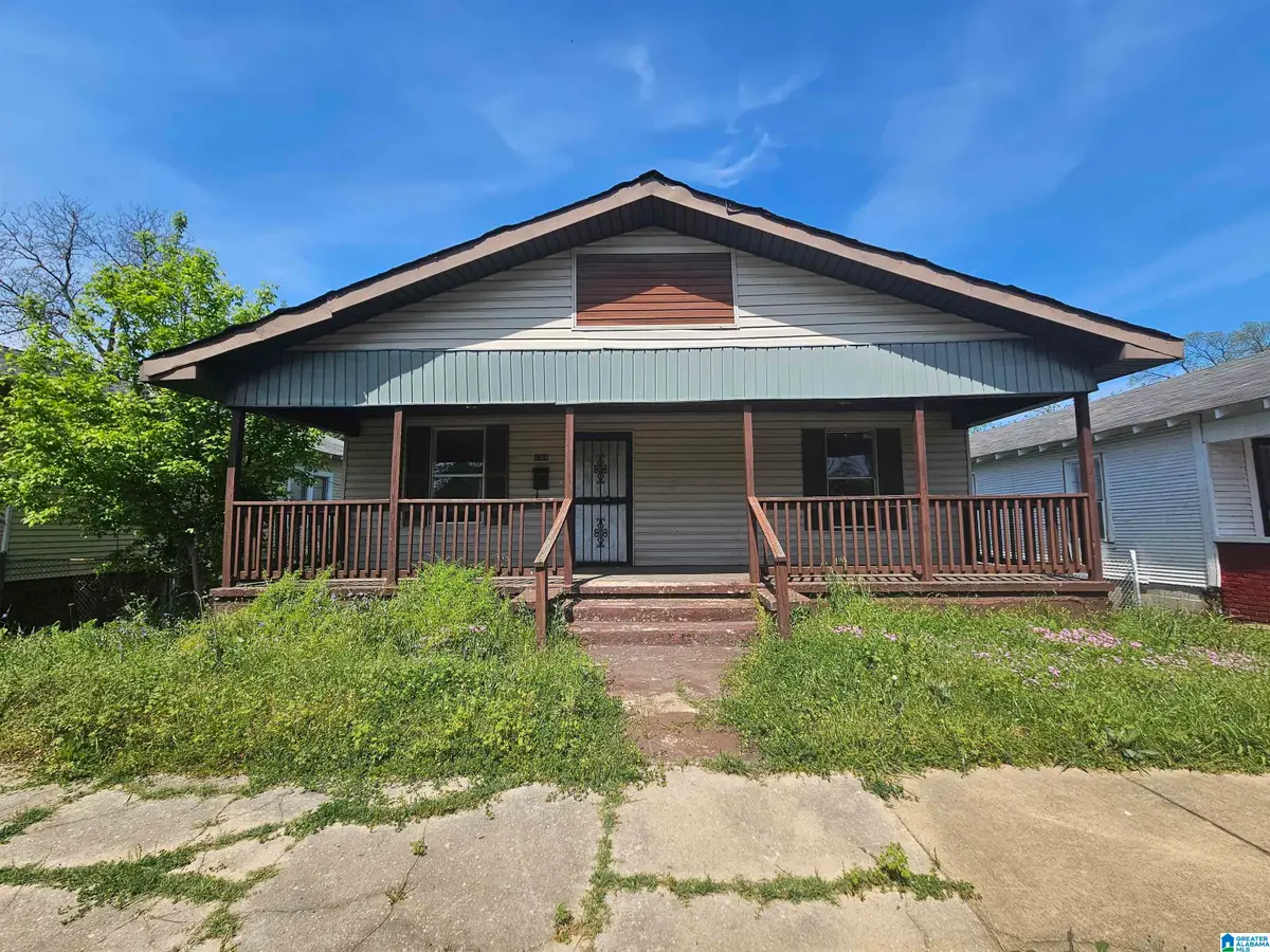 1304 AVENUE G, Birmingham, AL 35218 - #1