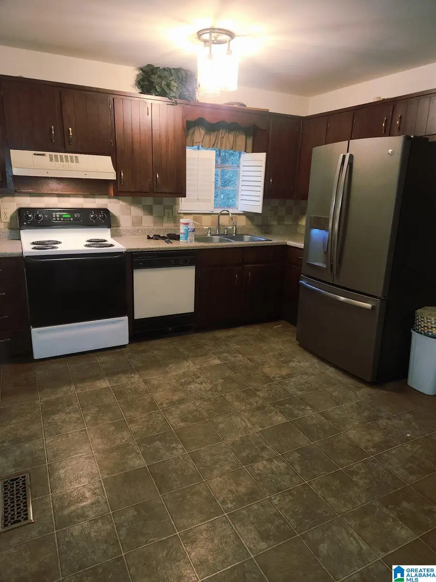 5917 DEWEY HEIGHTS ROAD, Pinson, AL 35126 - #2