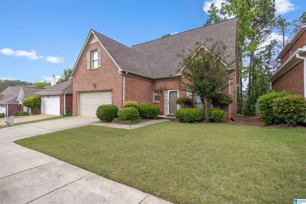 1925 STONE BROOK LANE, Birmingham, AL 35242
