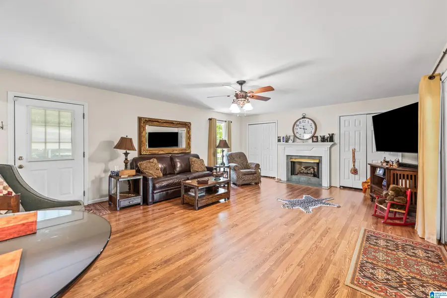 1530 WARNER LOOP ROAD, Birmingham, AL 35214 - #2