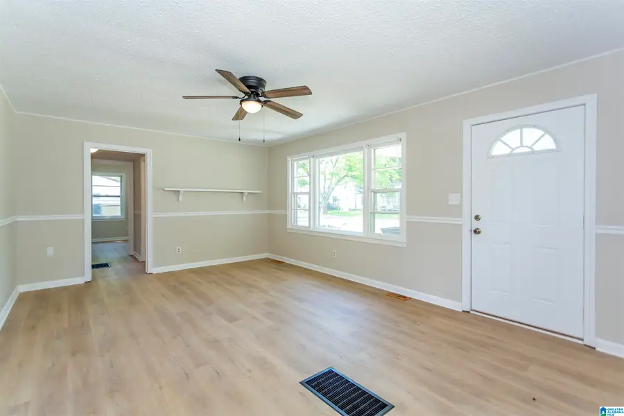 111 JUNE AVENUE, Hueytown, AL 35023 - #3