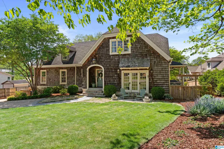 3200 RIDGELY COURT, Vestavia Hills, AL 35243 - #2