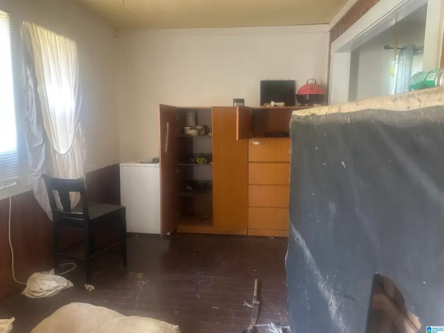 121 KNIGHT AVENUE, Hueytown, AL 35023 - #2