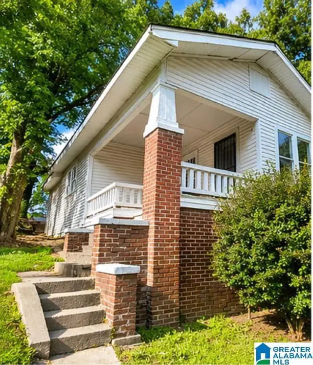504 9TH AVENUE, Midfield, AL 35228 - #1