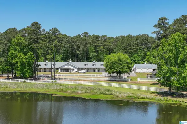872 PARADISE COVE LANE, Wilsonville, AL 35186