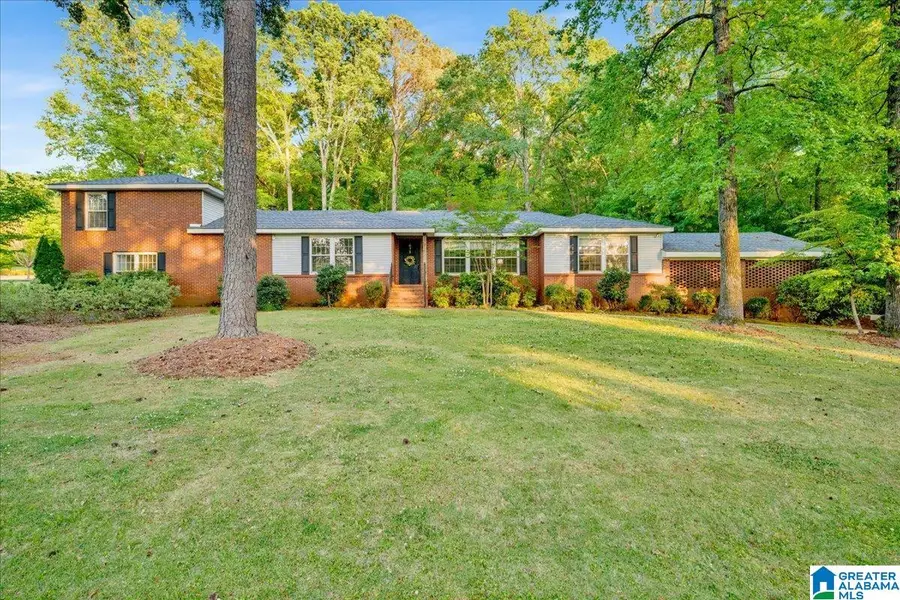 635 DOGWOOD WAY, Leeds, AL 35094 - #3