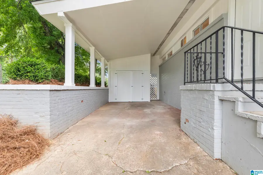 1036 MONTCLAIR ROAD, Birmingham, AL 35213 - #3