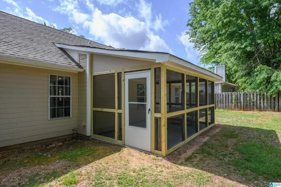 1628 EASTERN VALLEY ROAD, Bessemer, AL 35022 - #3