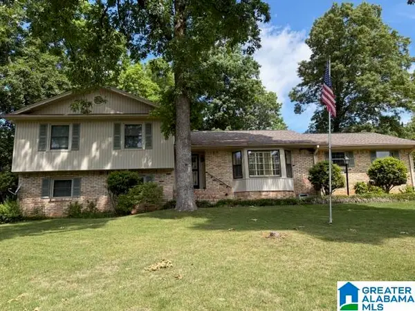 700 KENDALL DRIVE, Vestavia hills, AL 35226