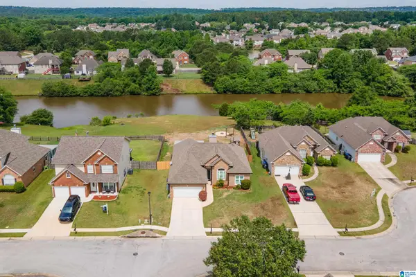 316 STONECREEK CIRCLE, Helena, AL 35080
