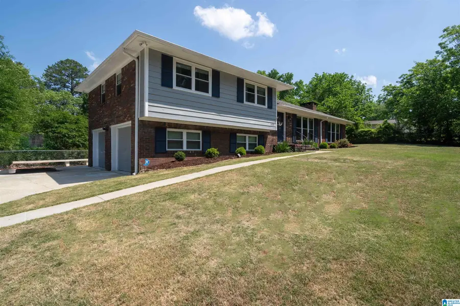 3329 HILLTOP ROAD SE, Bessemer, AL 35022 - #3