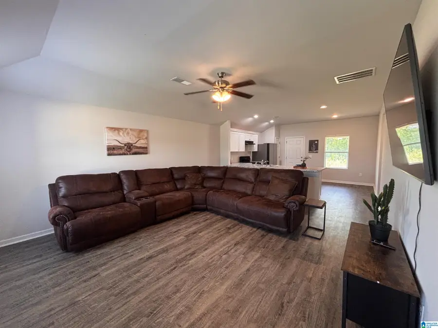 541 CAMDEN LOOP, Calera, AL 35040 - #2