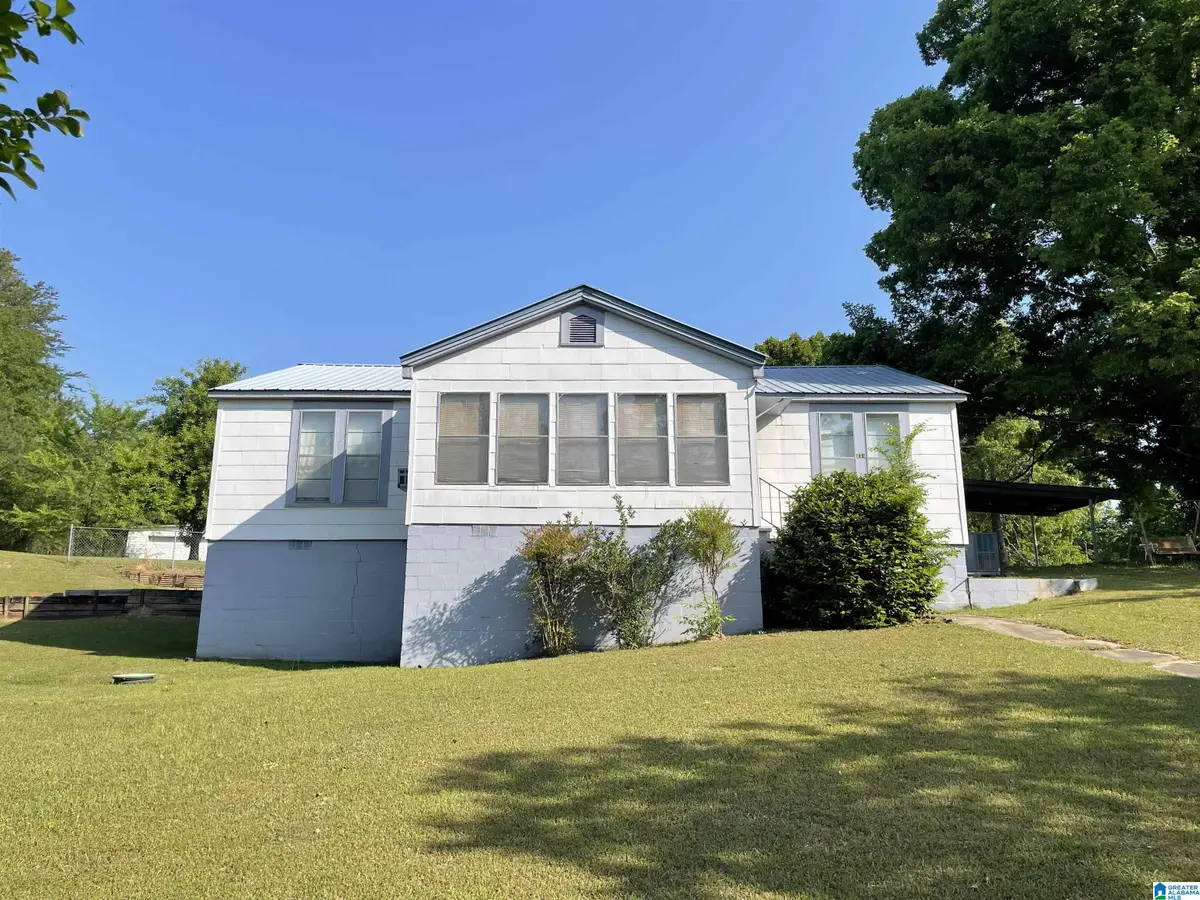 250 15TH AVENUE SE, Graysville, AL 35073 - #1