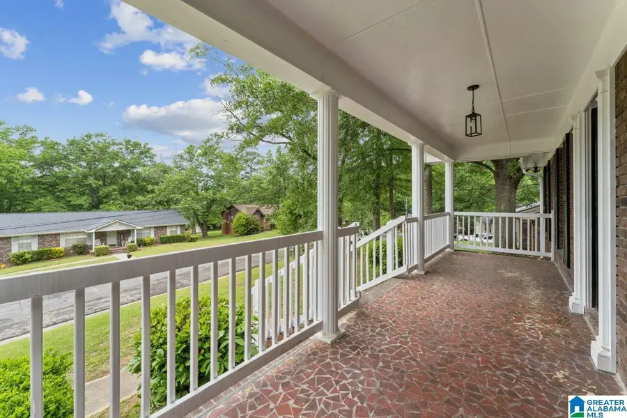 817 4TH AVENUE, Pleasant Grove, AL 35127 - #2