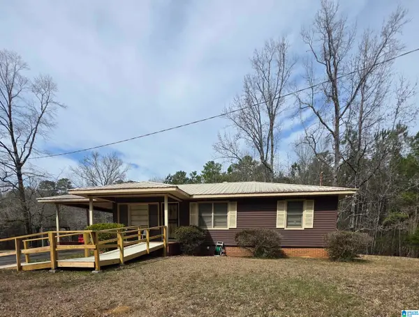 8527 MANLEY VINES CAMP ROAD, Bessemer, AL 35023
