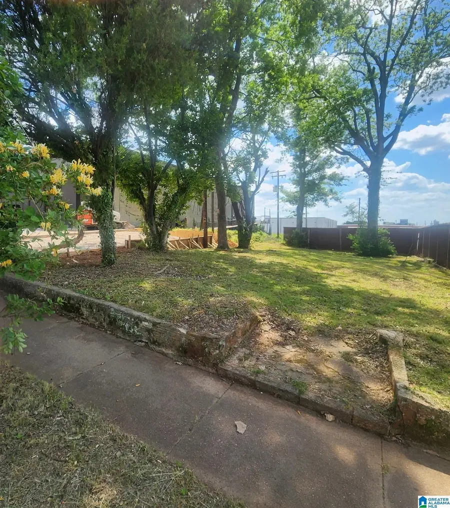 212 38TH STREET S, Birmingham, AL 35222 - #2