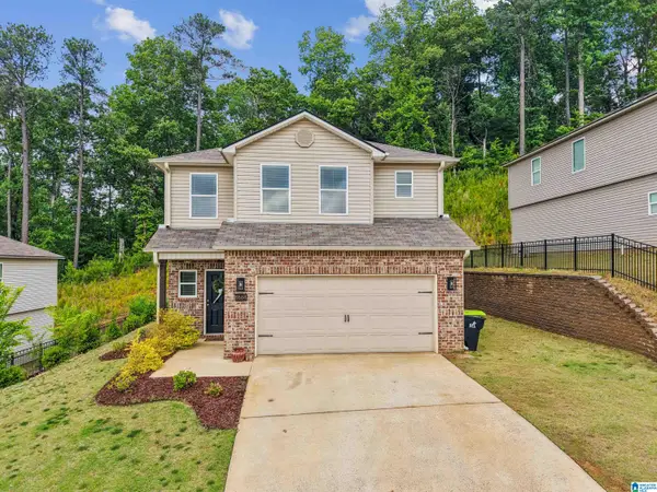 8668 MOHRING PLACE, Leeds, AL 35094