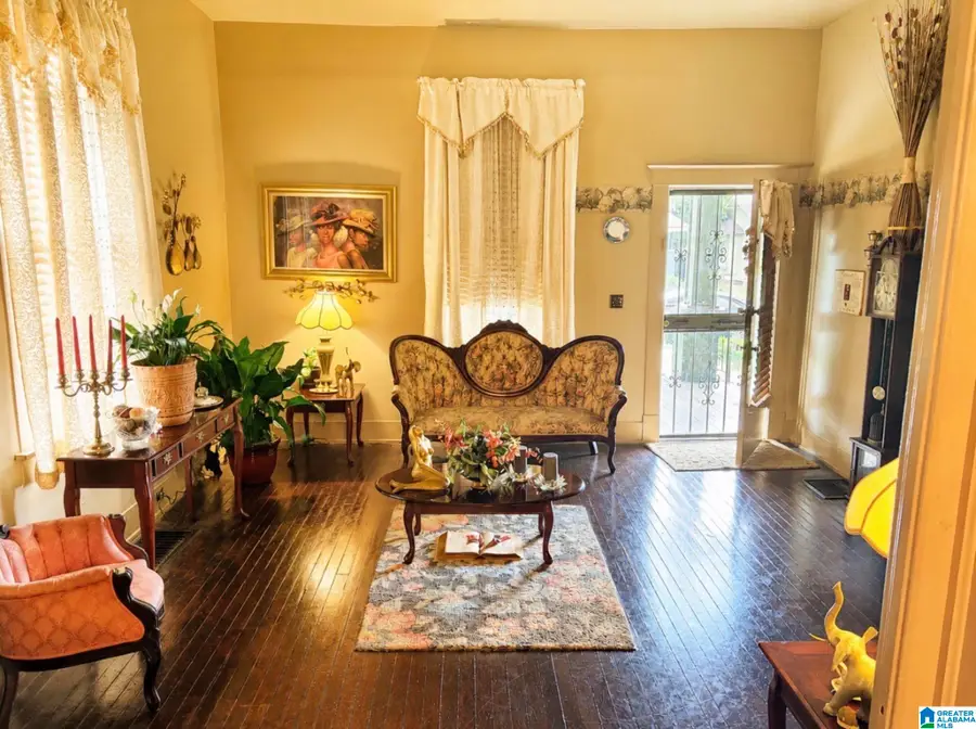 4620 AVENUE S, Birmingham, AL 35208 - #2