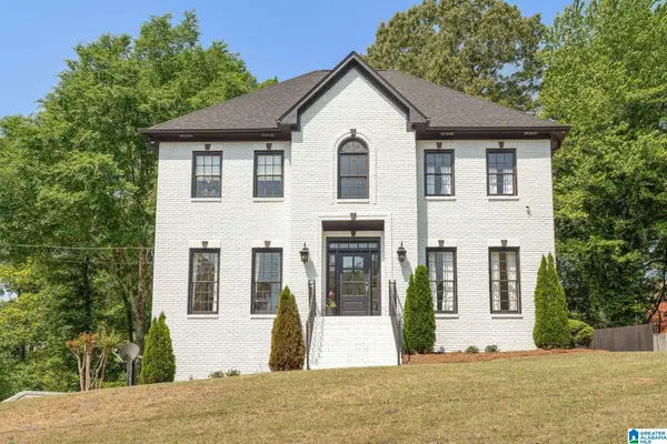 5012 KNOLL VIEW CIRCLE, Hoover, AL 35244