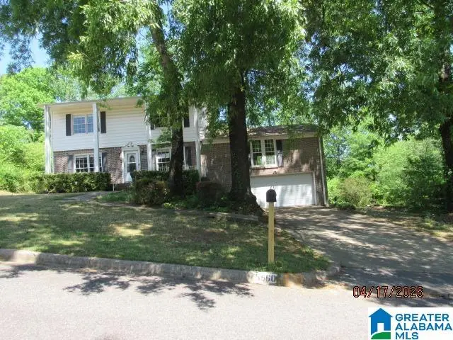 5560 WOODCREEK DRIVE, Pinson, AL 35126 - #2