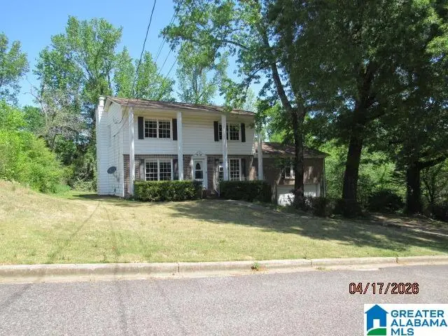5560 WOODCREEK DRIVE, Pinson, AL 35126 - #3