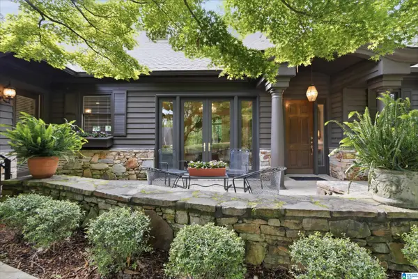 5124 CLUB RIDGE DRIVE W, Vestavia hills, AL 35242