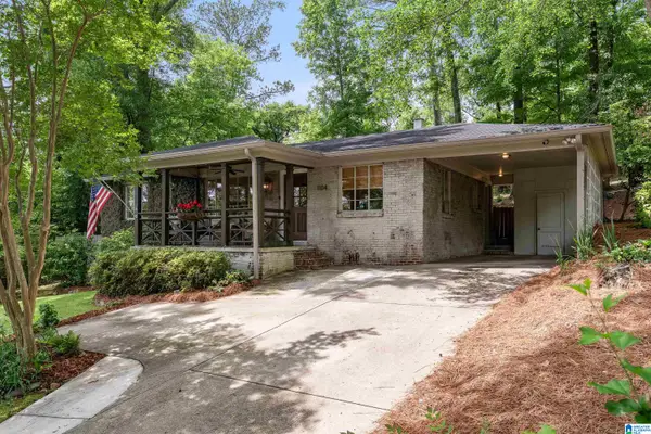 1104 CRESTHILL DRIVE, Birmingham, AL 35213