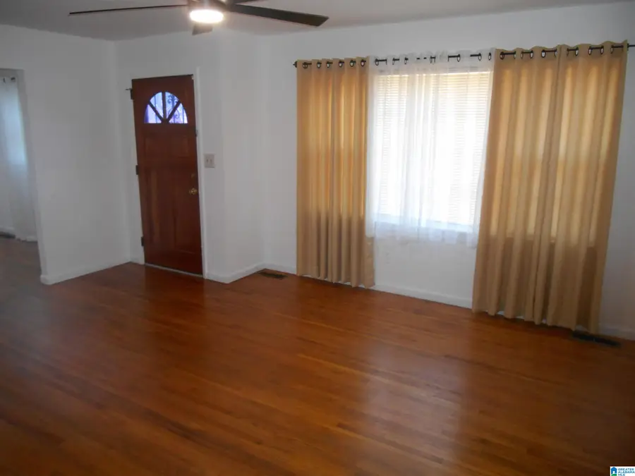 2532 2ND PLACE NW, Center Point, AL 35215 - #3