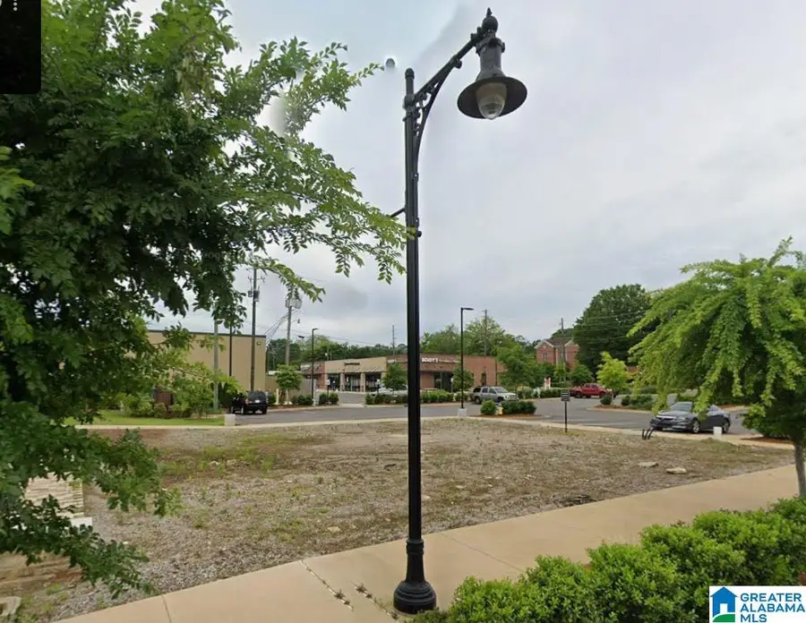 106 N CHALKVILLE ROAD, Trussville, AL 35173 - #2