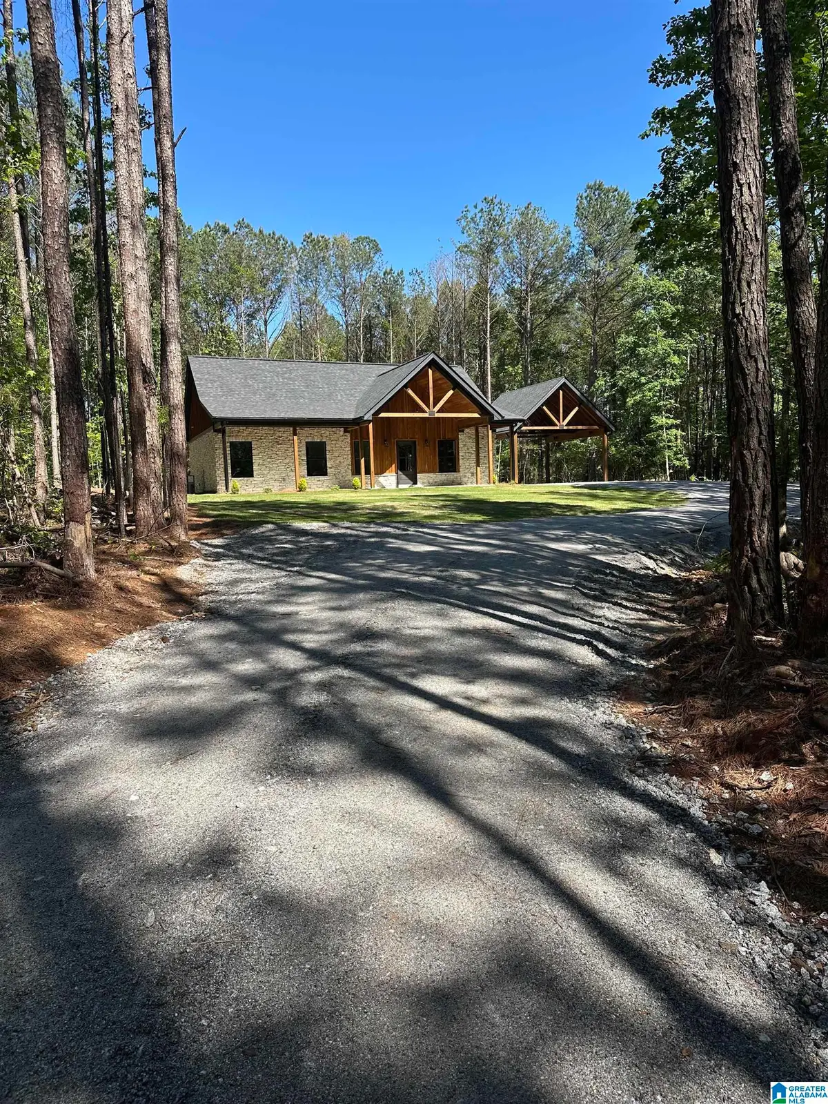 327 COUNTY ROAD 18, Roanoke, AL 36274 - #1