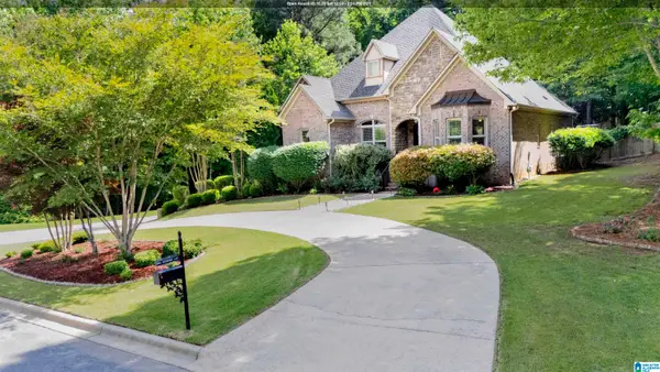 8514 REDWOOD LANE, Helena, AL 35022